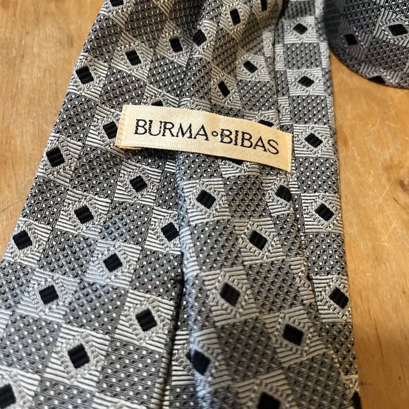 BURMA-BIBAS All Woven Gray W/ Black Geometric Design Silk Tie Made U.S.A. - Picture 3 of 6